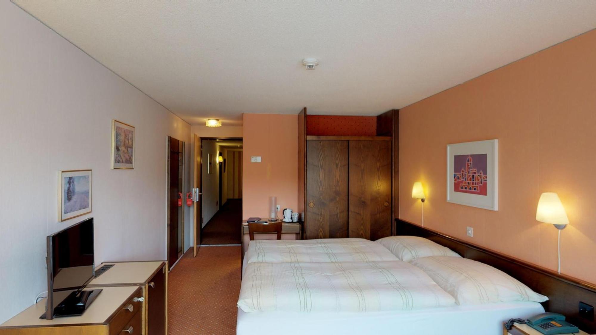 Hotel Hotel-restaurant Seegarten-marina Spiez